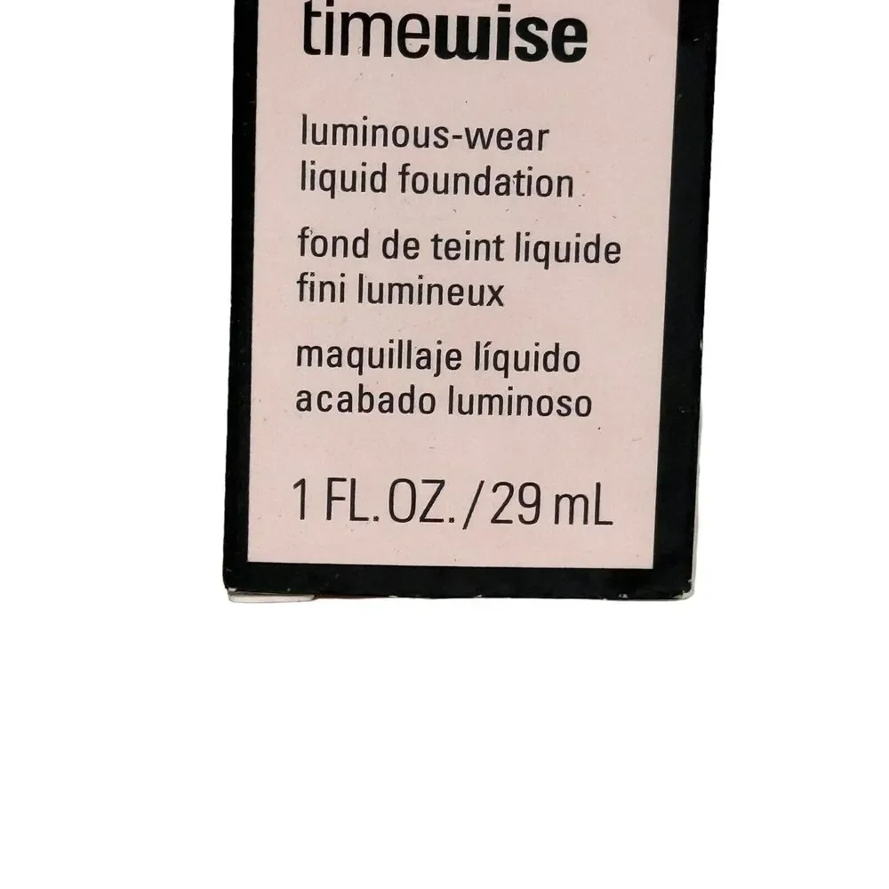 Mary Kay Timewise Ivory 3 Luminous Wear Liquid Foundation 0386981 Fl Oz New Box